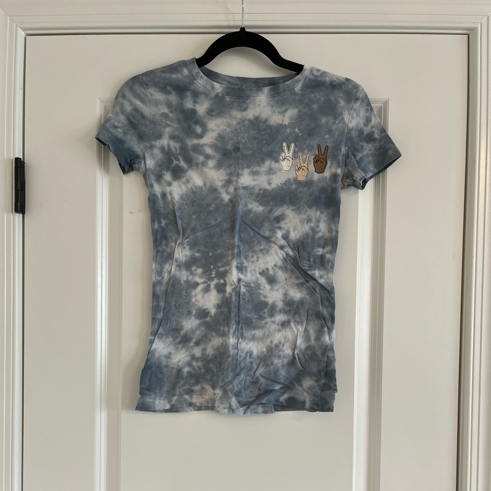Aeropostale Peace Sign T-Shirt